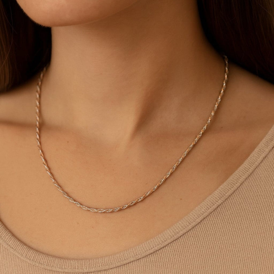 10KT Gold 2-Tone Rope Chain Necklace Bijoux Signé Luxo 16" Rose/White 