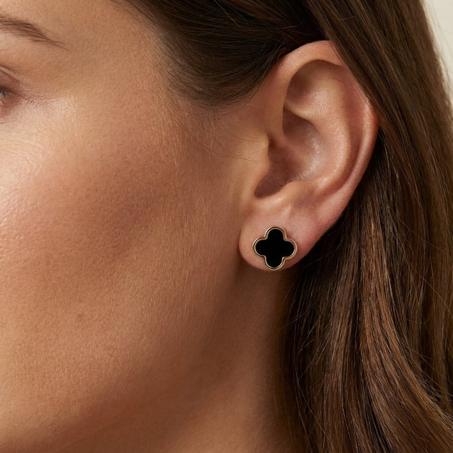 10KT Gold Clover Studs Earrings Bijoux Signé Luxo 