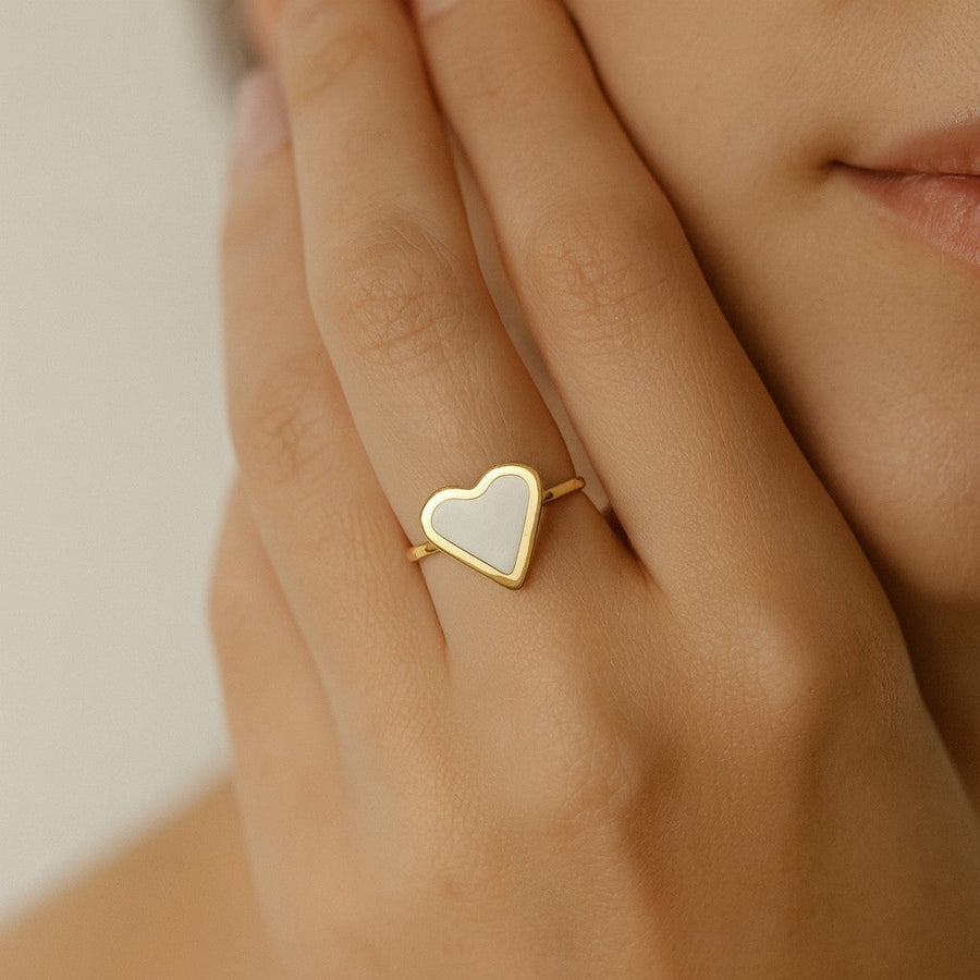 10KT Gold Coloured Heart Ring Ring Bijoux Signé Luxo 5 Mother of Pearl 