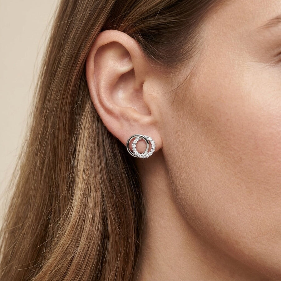 10KT Gold Entwined Studs Earrings Bijoux Signé Luxo White 