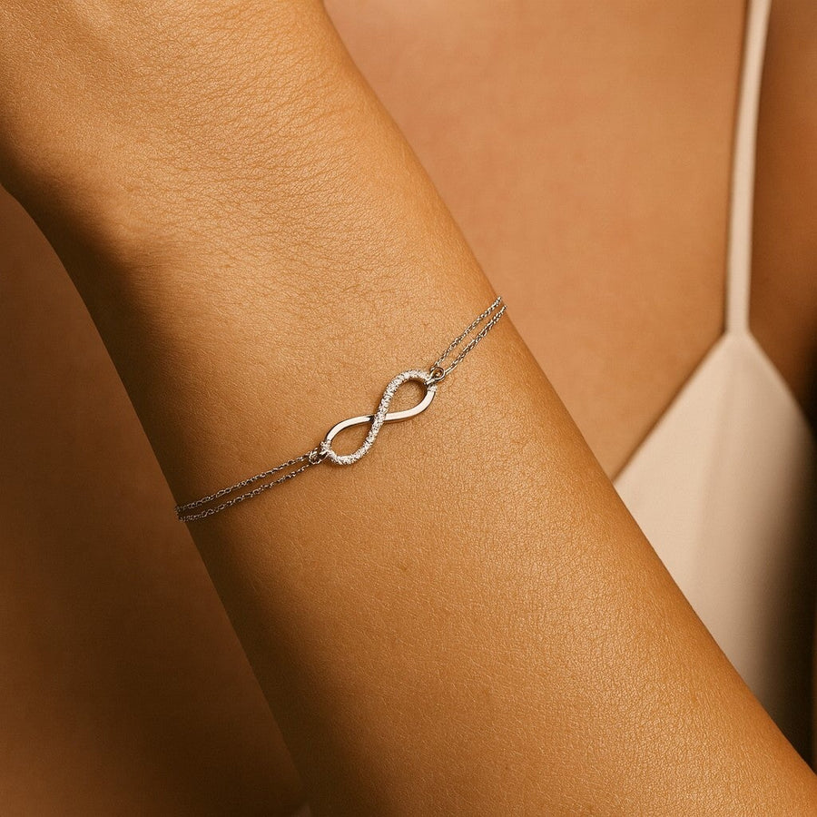 10KT Gold Infinity Cubic Bracelet Bracelet Bijoux Signé Luxo White 