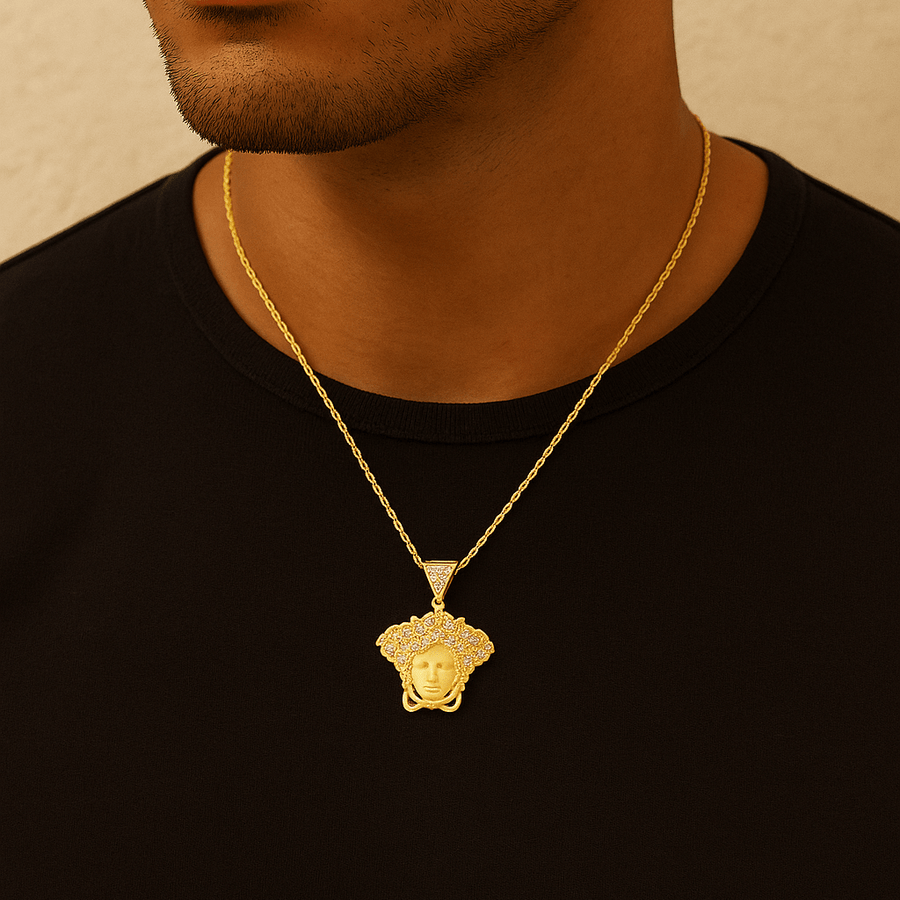 10KT Gold Medusa Pendant Pendant Bijoux Signé Luxo 