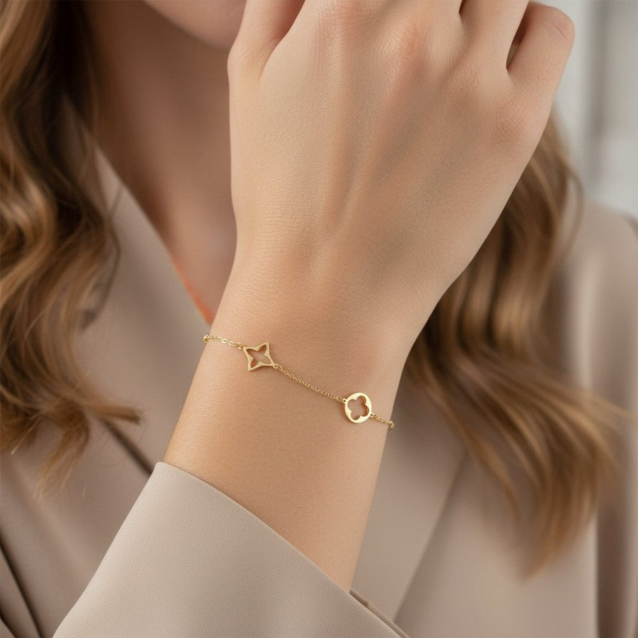 10KT Gold Monogram Bracelet Bracelet Bijoux Signé Luxo 