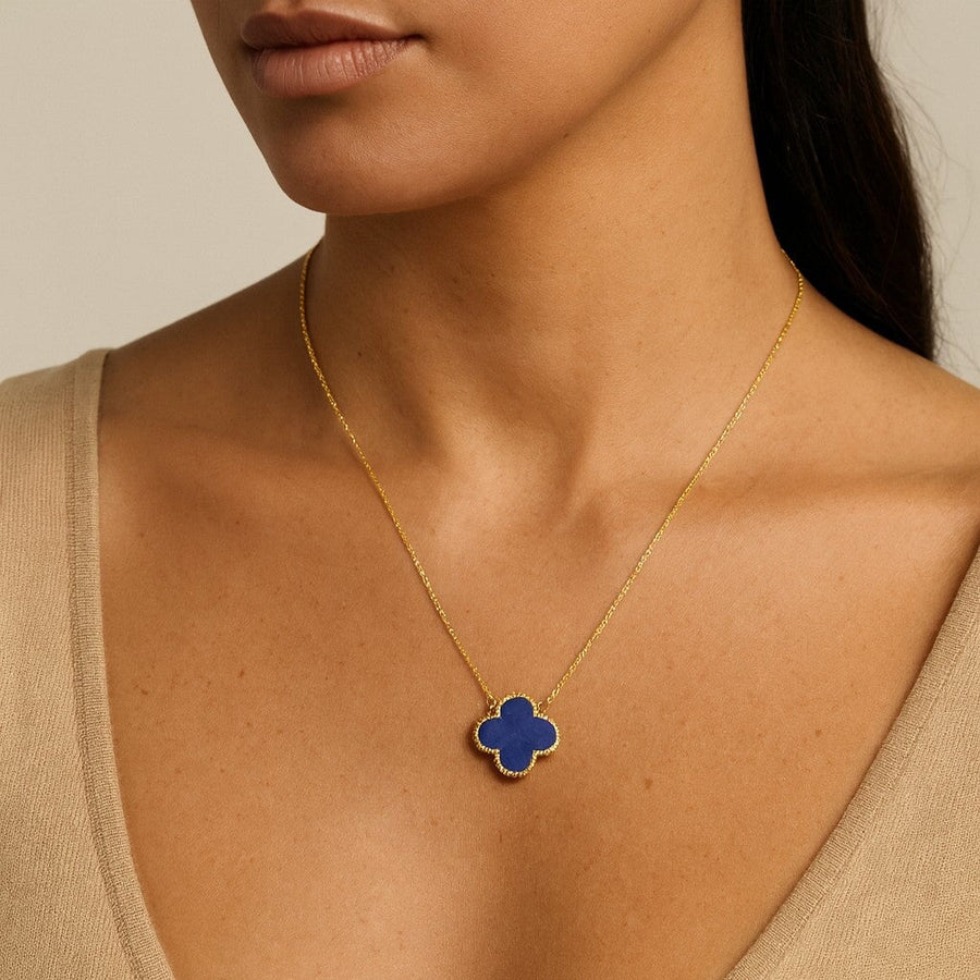 10KT Gold Single Vintage Clover Lapis Necklace Necklace Bijoux Signé Luxo 