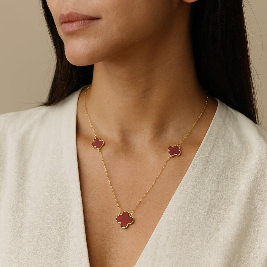 10KT Gold Vintage Red Carnelian Clover Necklace Necklace Bijoux Signé Luxo 