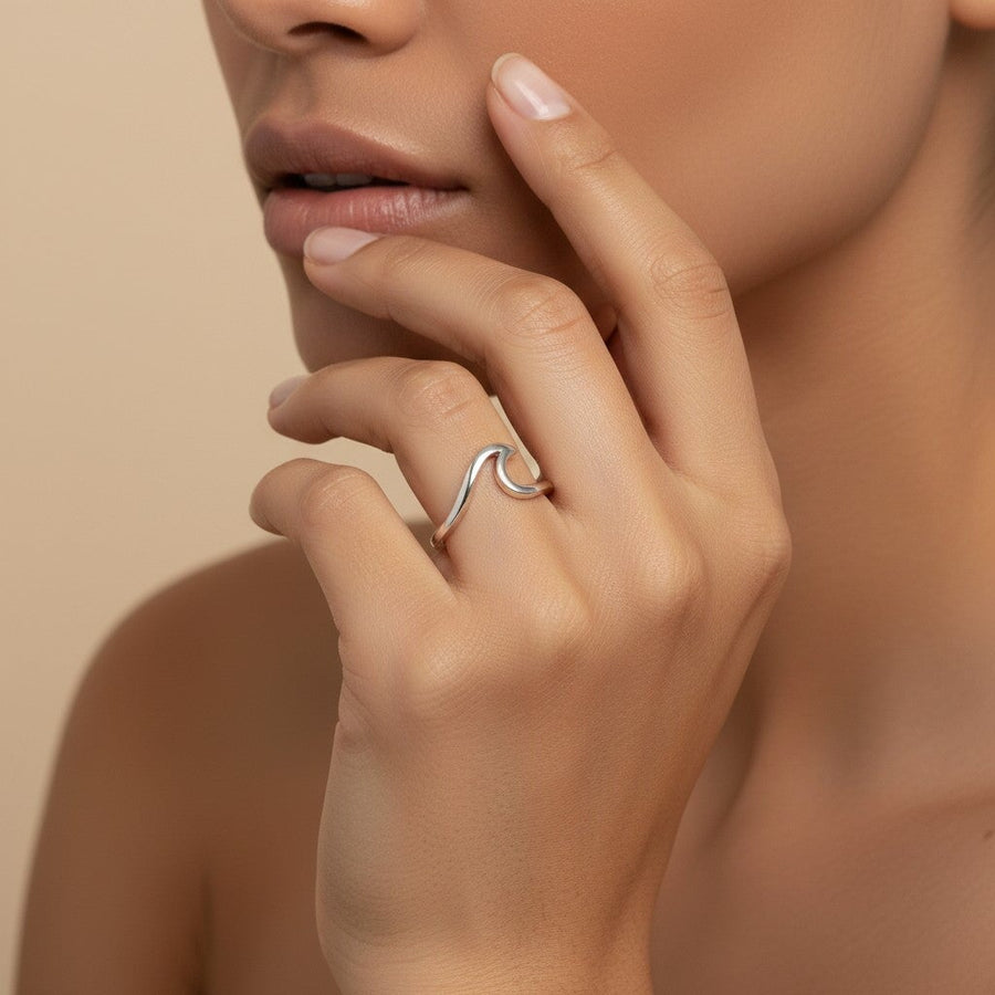 10KT Gold Wave Ring Ring Bijoux Signé Luxo 