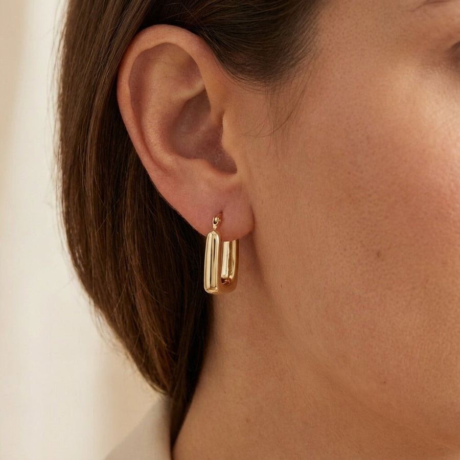 10KT Solid Gold Chunky Square Hoops Earrings Bijoux Signé Luxo Yellow 