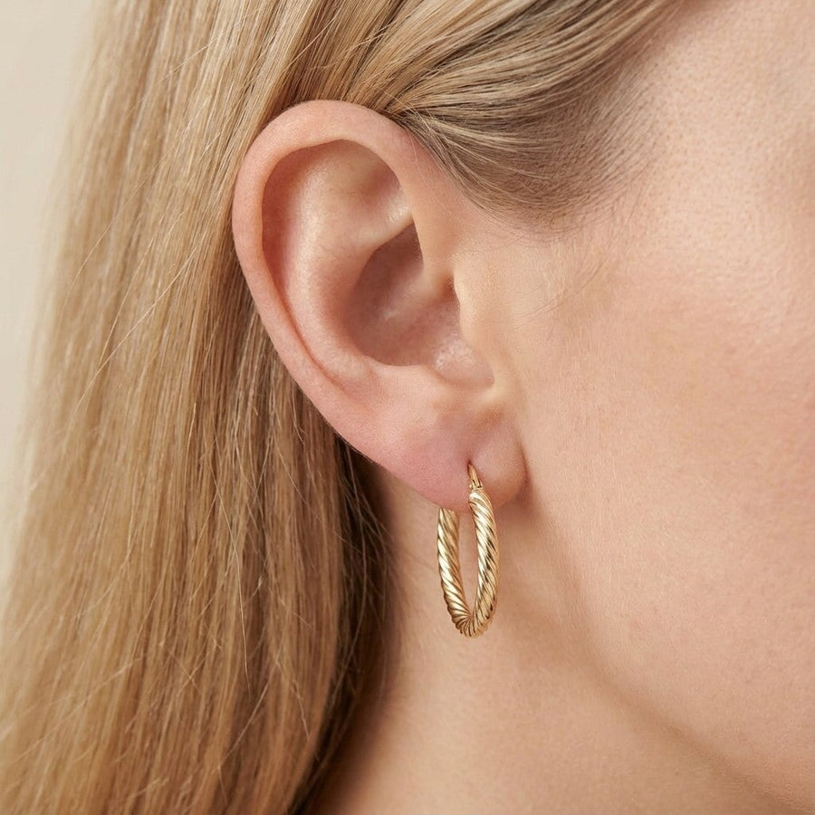 10KT Yellow Gold Croissant Hoops Earrings Bijoux Signé Luxo 