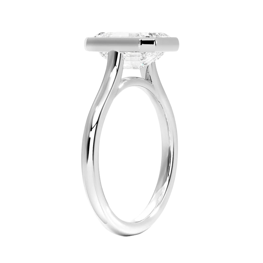 Emerald Bezel Lab Diamond Engagement Ring Bijoux Luxo 